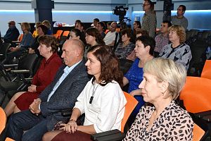 В Год педагога и наставника на АПЗ впервые прошла церемония чествования лучших наставников завода